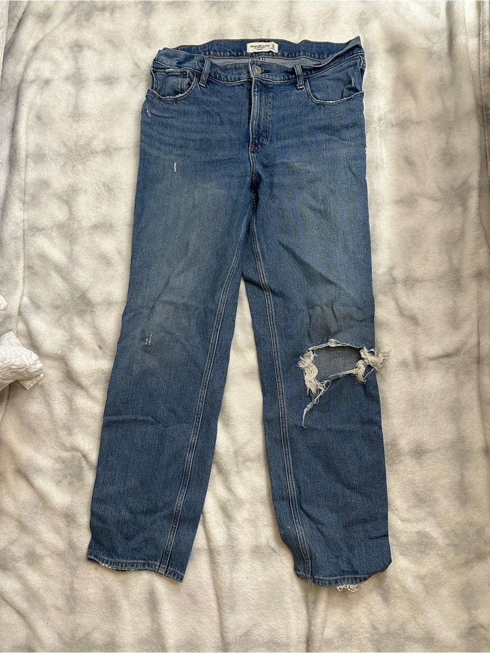 women's Blue Distressed Straight-Leg Jeans